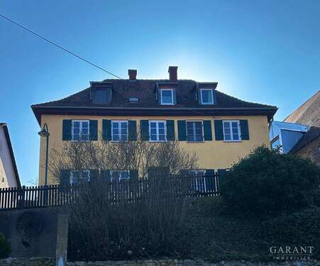 Foto - Haus zum Kaufen in Hohenaltheim 340.000,00 € 200 m²