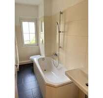 Wohnung zum Mieten in Ronneburg 410,00 € 67.42 m²