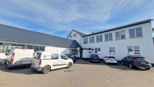 Foto - Büro in Hessen - Lampertheim 1.200,00 € 136 m²