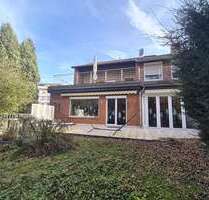 Haus zum Kaufen in Oberhausen 559.000,00 € 174 m²