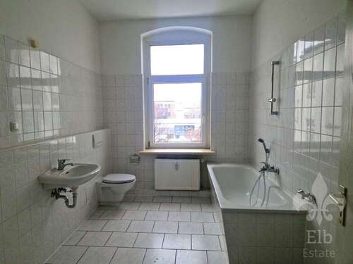 Foto - Wohnung zum Mieten in Magdeburg 381,68 € 58.72 m²