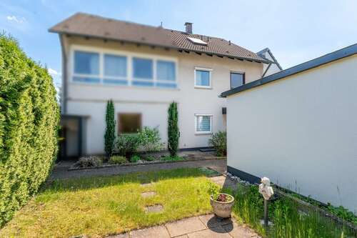 Foto - Haus zum Kaufen in Zirndorf 488.500,00 € 132 m²