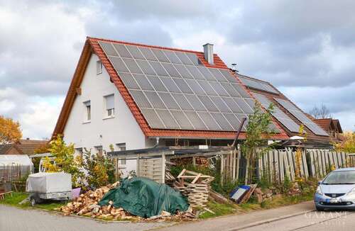 Foto - Haus zum Kaufen in Althengstett 599.000,00 € 161 m²