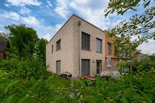Foto - Haus zum Kaufen in Emmerich am Rhein 379.000,00 € 114 m²