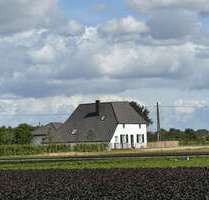 Haus zum Mieten in Bedburg-Hau 1.990,00 € 144 m²