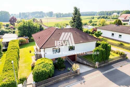 Foto - Haus zum Kaufen in Amberg-Fuchsstein 329.000,00 € 120 m²