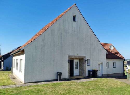 Foto - Haus zum Kaufen in Hille 149.000,00 € 101 m²