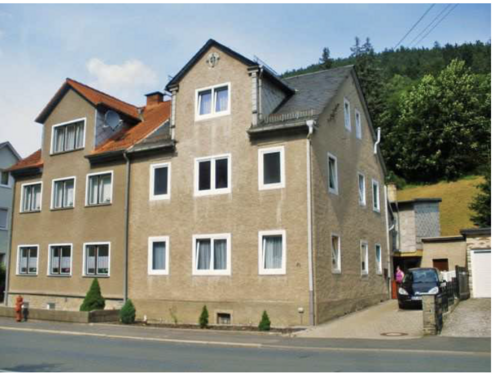 Foto - Haus zum Mieten in Leutenberg 900,00 € 167 m²