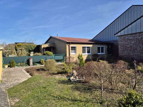 Foto - Haus zum Kaufen in Elmenhorst 295.000,00 € 123 m²