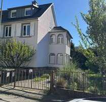 Haus zum Mieten in Frankfurt am Main 2.490,00 € 140 m²