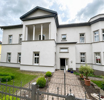 Haus zum Kaufen in Friedrichroda 620.000,00 € 467.42 m²