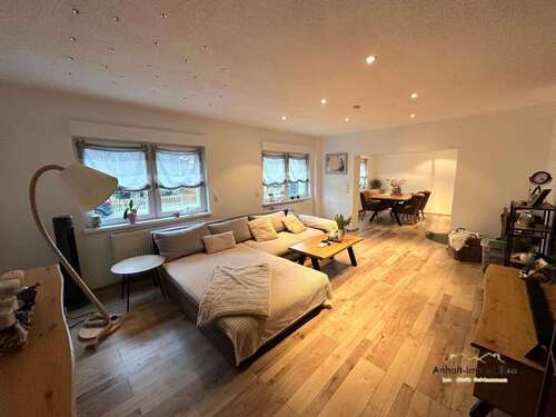 Foto - Haus zum Kaufen in Sandersdorf 300.000,00 € 170 m²