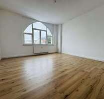 Wohnung zum Mieten in Limbach-Oberfrohna 665,00 € 102.3 m²