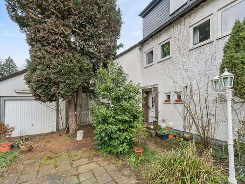 Foto - Haus zum Kaufen in Hilden 665.000,00 € 245.32 m²