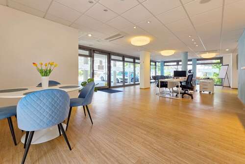 Foto - Einzelhandel in Deisenhofen 1.950,00 € 71.94 m²