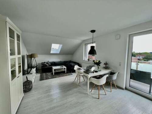 Foto - Wohnung zum Mieten in Hatten 745,00 € 82.28 m²