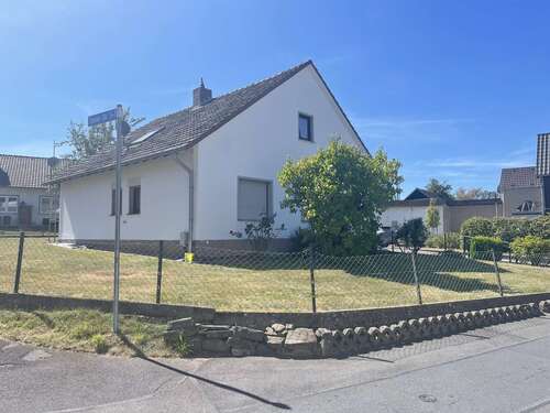 Foto - Haus zum Mieten in Neunkirchen-Seelscheid 1.400,00 € 120 m²