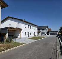 Haus zum Mieten in Wallersdorf 1.350,00 € 147 m²