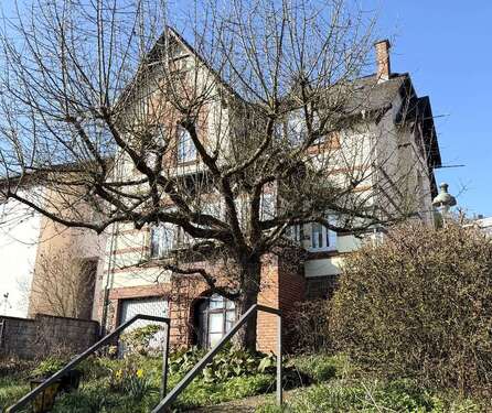 Foto - Haus zum Kaufen in Wetzlar 390.000,00 € 159.7 m²