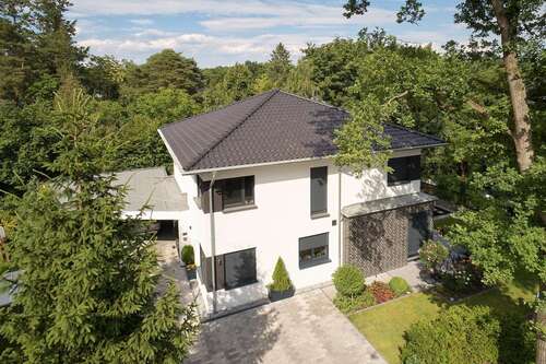 Foto - Haus zum Kaufen in Brandenburg - Falkensee 1.050.000,00 € 218 m²