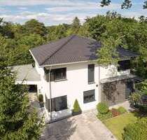 Haus zum Kaufen in Brandenburg - Falkensee 1.050.000,00 € 218 m²