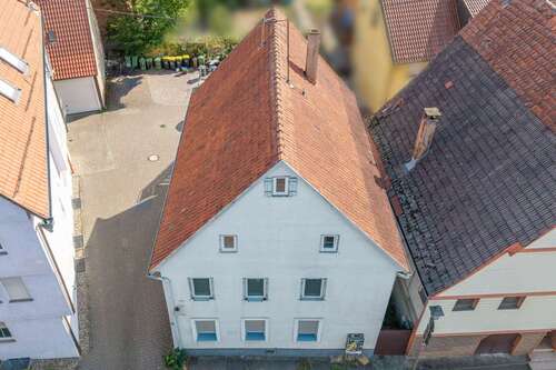Foto - Haus zum Kaufen in Markgröningen 475.000,00 € 250 m²