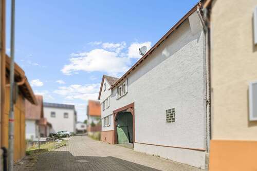 Foto - Haus zum Kaufen in Langgöns 255.000,00 € 159 m²