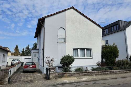 Foto - Haus zum Kaufen in Karlsruhe 540.000,00 € 177 m²