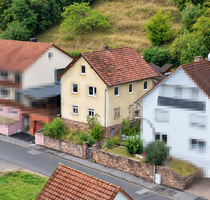 Haus zum Kaufen in Aura an der Saale 79.000,00 € 150 m²