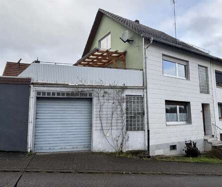 Foto - Haus zum Kaufen in Brücken (Pfalz) 89.000,00 € 110 m²