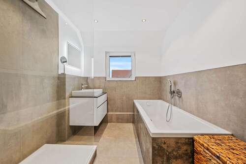 Foto - Haus zum Kaufen in Gerlingen 589.000,00 € 145 m²