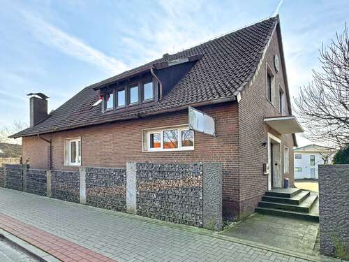 Foto - Haus zum Kaufen in Wietze 325.000,00 € 226.25 m²