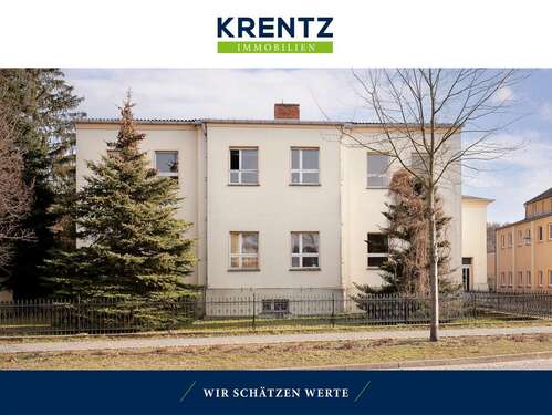 Foto - Haus zum Kaufen in Treuenbrietzen 375.000,00 € 484 m²