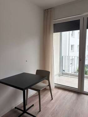 Foto - Wohnung zum Mieten in Erlangen 570,00 € 26.22 m²