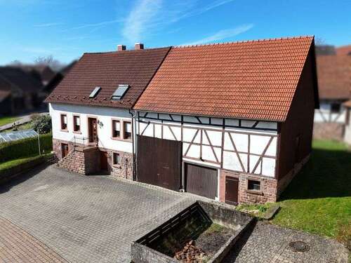 Foto - Haus zum Kaufen in Waldbrunn-Schollbrunn 329.000,00 € 149.73 m²