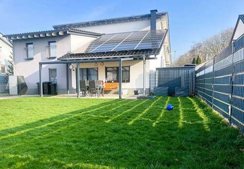 Foto - Haus zum Kaufen in Schönenberg-Kübelberg 830.000,00 € 282 m²