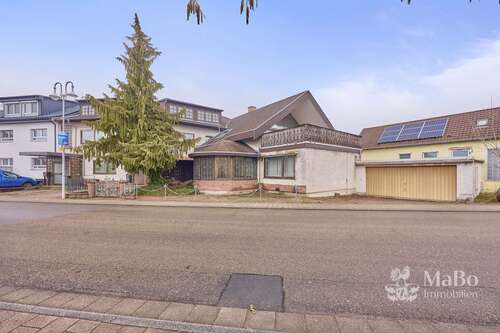 Foto - Haus zum Kaufen in Sankt Leon-Rot 1.449.000,00 € 697.13 m²