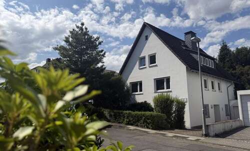 Foto - Haus zum Kaufen in Essen 895.000,00 € 196 m²