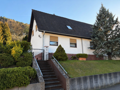 Foto - Haus zum Kaufen in Neustadt 215.000,00 € 92 m²