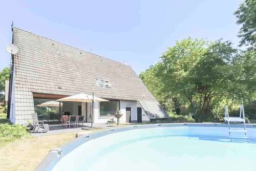 Foto - Haus zum Kaufen in Suderburg 348.000,00 € 216 m²