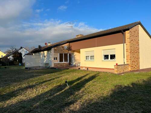 Foto - Haus zum Kaufen in Straubing 550.000,00 € 140 m²