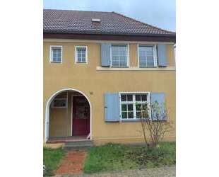 Haus zum Mieten in Gräfenhainichen 795,00 € 79.44 m²