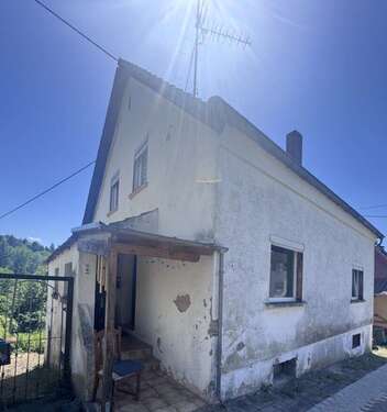 Foto - Haus zum Kaufen in Lebach 49.000,00 € 102.48 m²