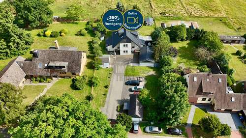 Foto - Haus zum Kaufen in Langenhagen 695.000,00 € 330 m²
