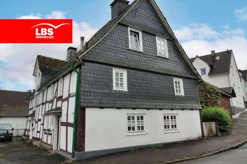 Foto - Haus zum Kaufen in Siegen 149.000,00 € 125 m²