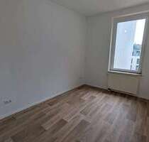 Wohnung zum Kaufen in Pforzheim 185.000,00 € 81 m²