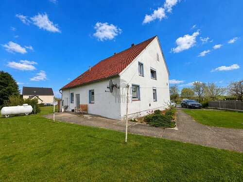 Foto - Haus zum Kaufen in Detmold 299.000,00 € 190 m²