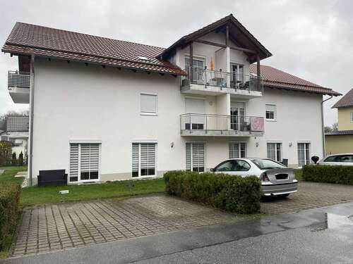 Foto - Wohnung zum Mieten in Hofkirchen 450,00 € 57.36 m²