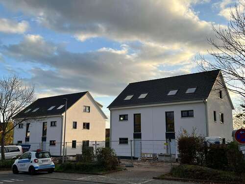 Foto - Haus zum Kaufen in Reinheim 395.000,00 € 145 m²