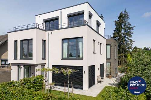 Foto - Haus zum Kaufen in Düren 1.750.000,00 € 311.82 m²